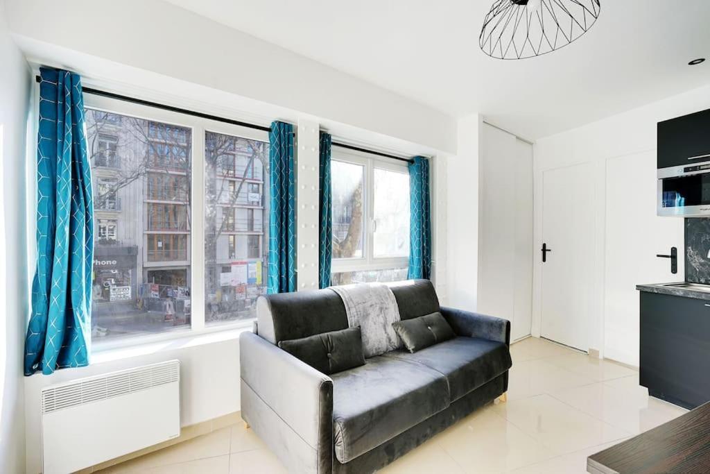 Magnifique 3 Pieces Paris 18Eme Apartment Exterior foto