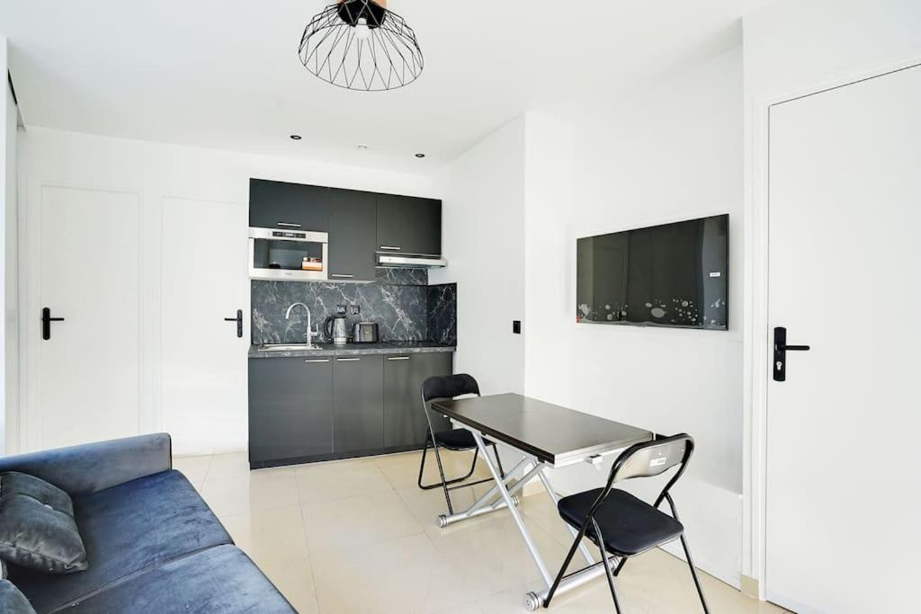 Magnifique 3 Pieces Paris 18Eme Apartment Exterior foto
